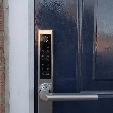 Pottery Wharf By Horizon